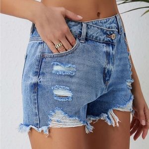 Crossover shorts